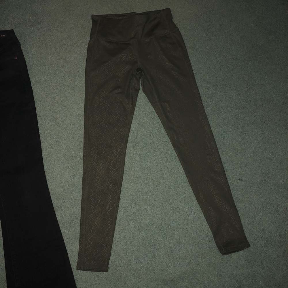 Athleta leggings